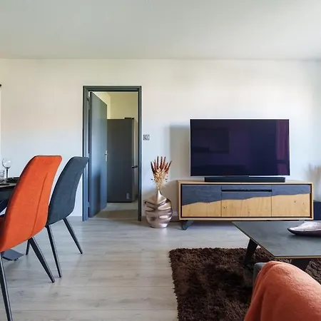 Appartamento Le Douze Au Soleil - Terrasse, Parking Et Tram Mérignac